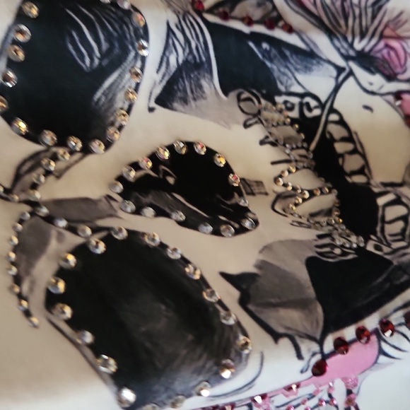 Nwot! Custom diamond tshirt skulls - Picture 7 of 12